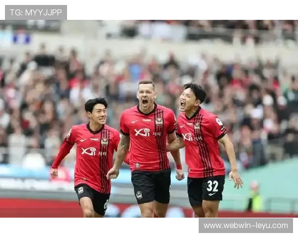 浦项制铁vs首尔FC：韩K联豪门对决，历史荣誉与明星球员全解析